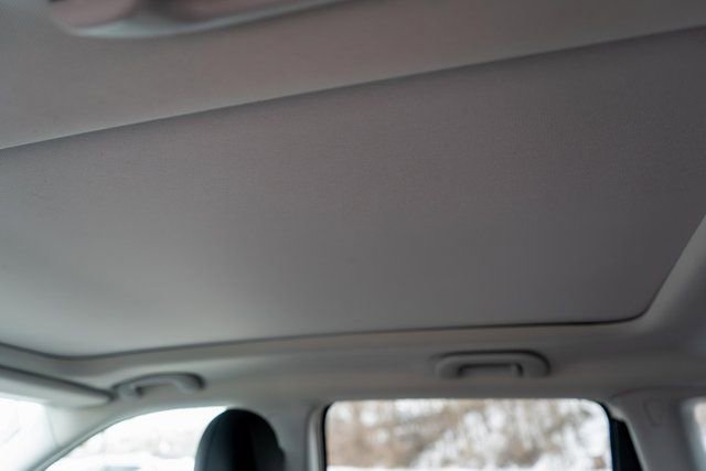 Used 2020 Jeep Compass Latitude w/ Cold Weather Group image 17