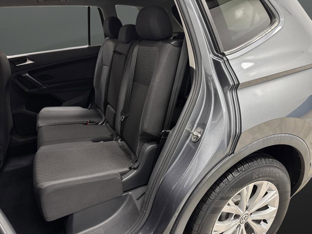 Used 2018 Volkswagen Tiguan S image 25