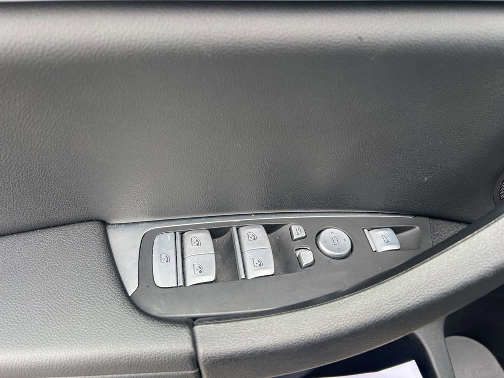 Used 2024 BMW X3 sDrive30i w/ Convenience Package image 10