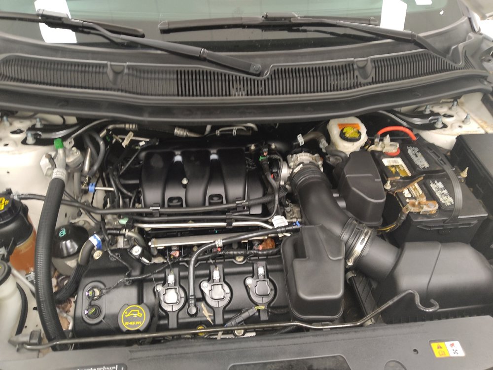 Used 2019 Ford Explorer XLT image 30
