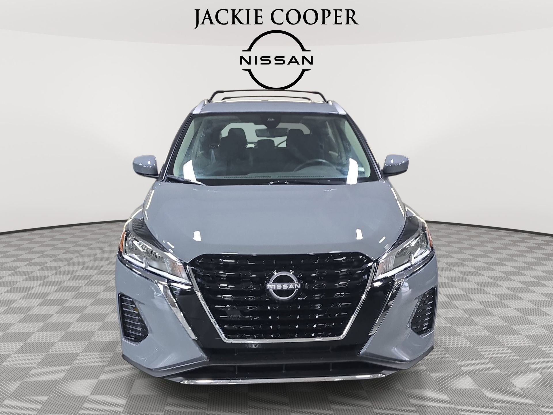 Used 2023 Nissan Kicks SV w/ Interior Electronics Package FWD image 2