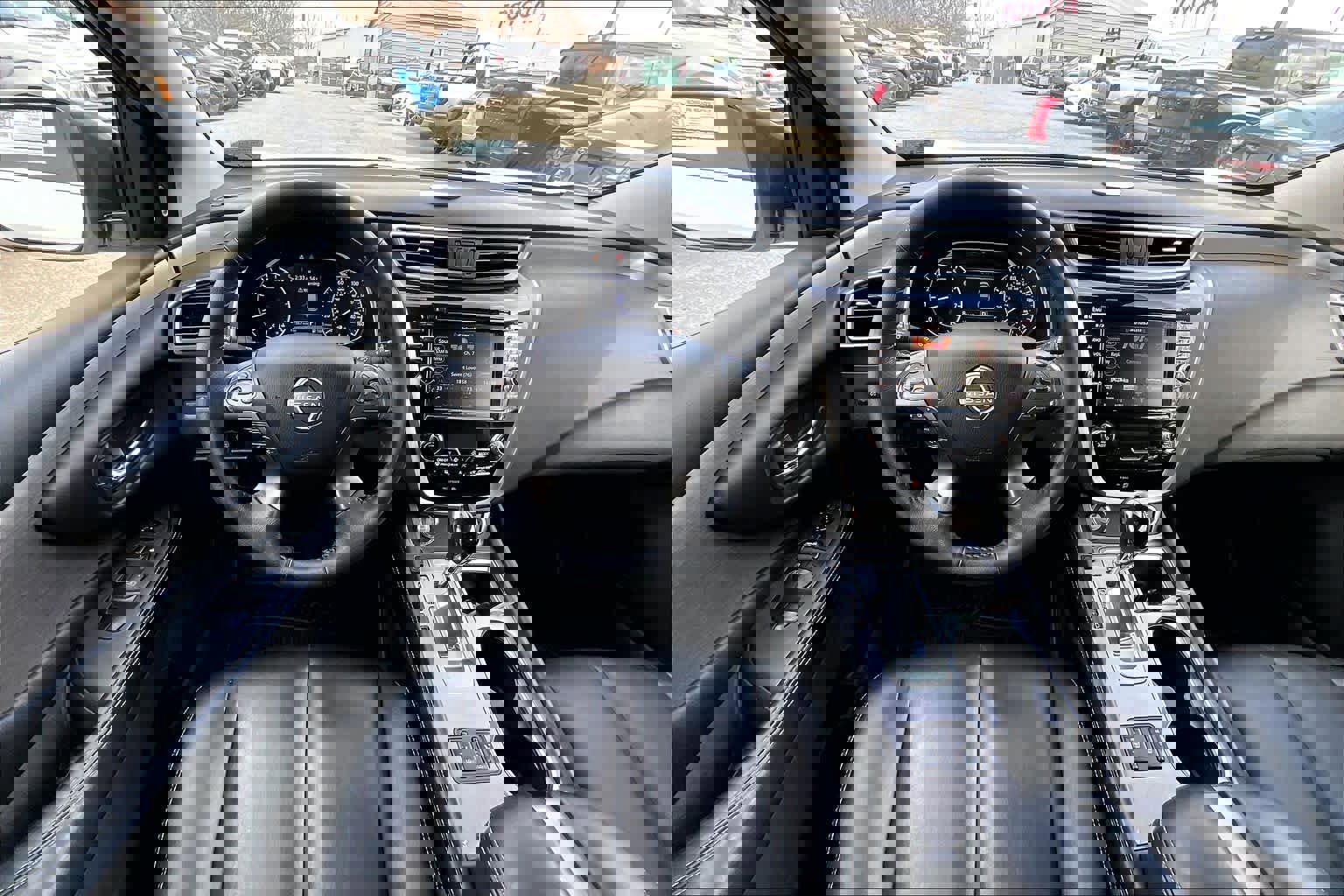 Used 2023 Nissan Murano SV image 6