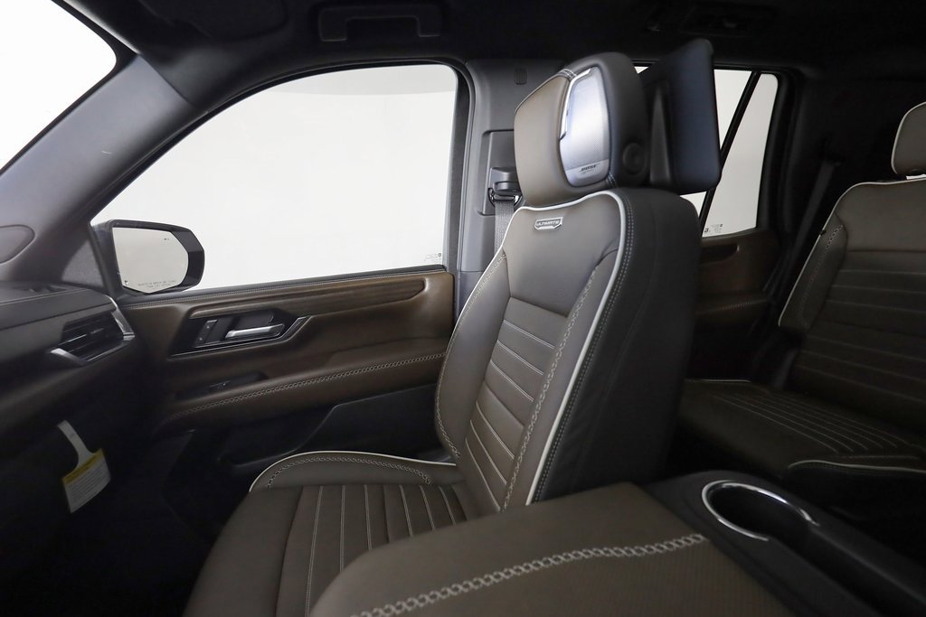 Used 2025 GMC Yukon Denali Ultimate image 45