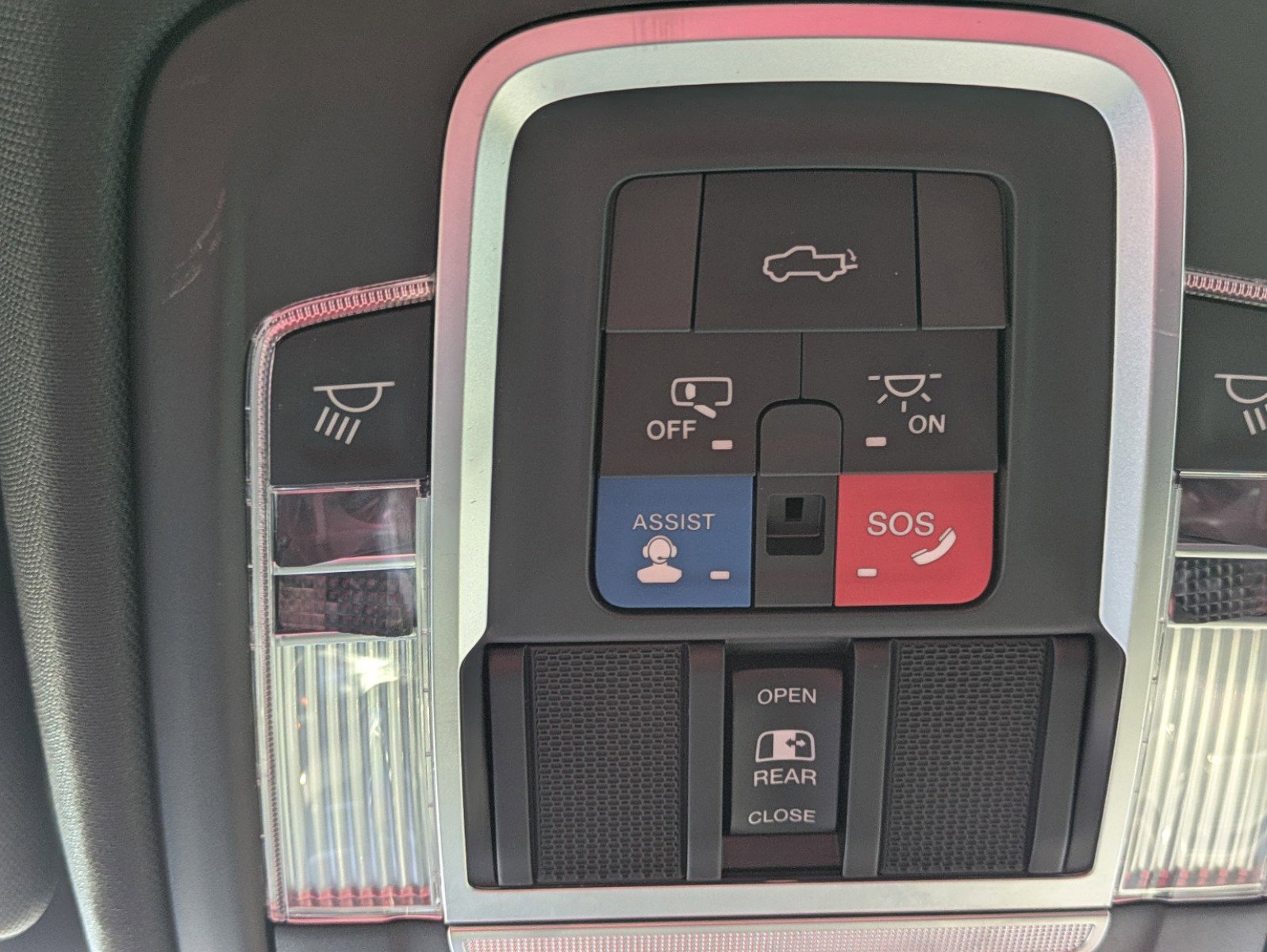 Used 2021 RAM 1500 Limited image 23