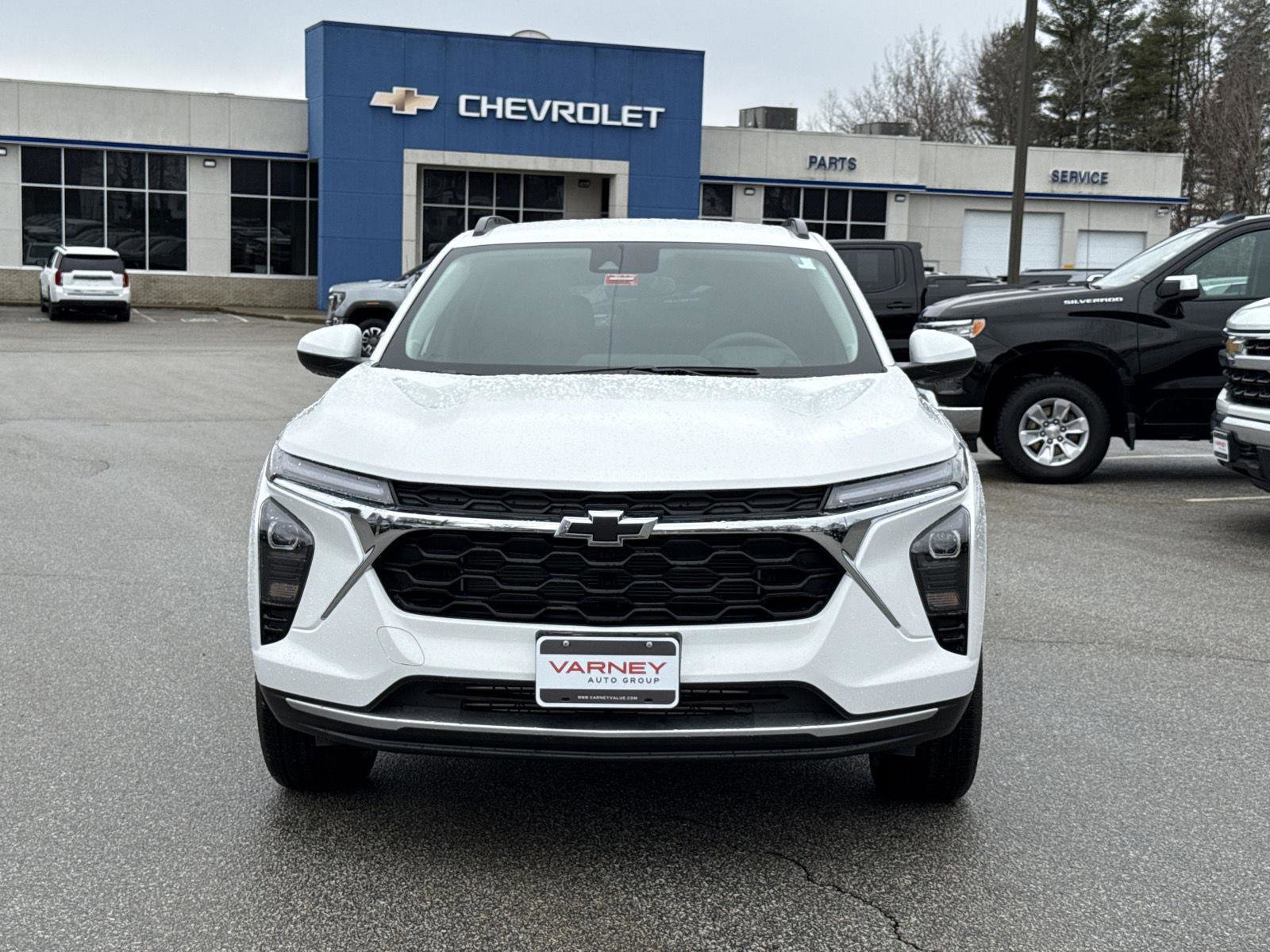 New 2026 Chevrolet Trax LT w/ LPO, Blackout Package image 2