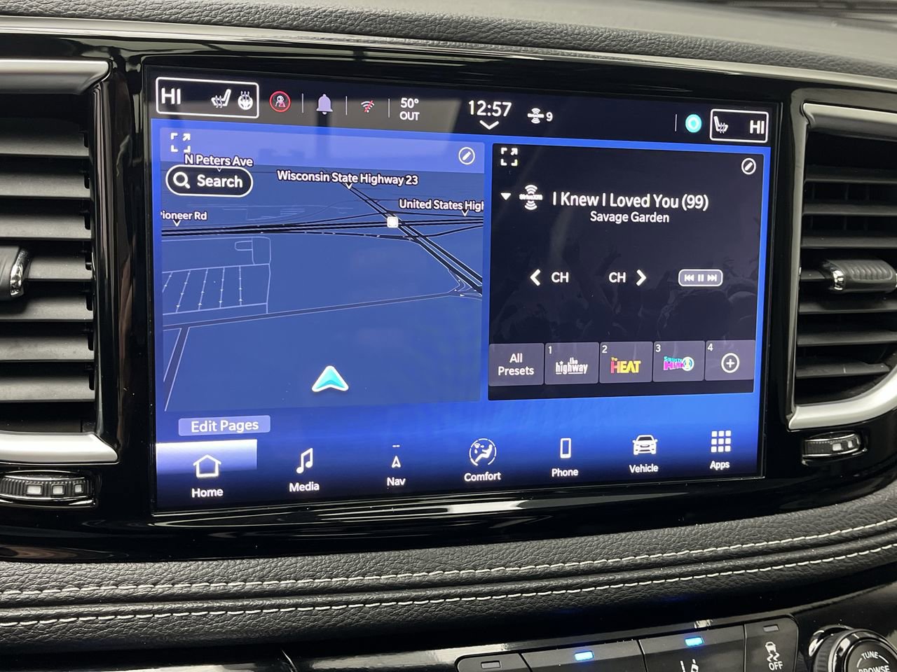 Used 2024 Chrysler Pacifica Limited FWD image 20