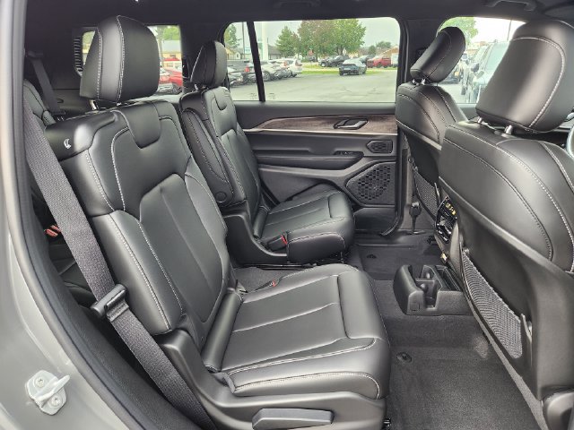New 2027 Jeep Grand Cherokee L Limited AWD/4WD image 25