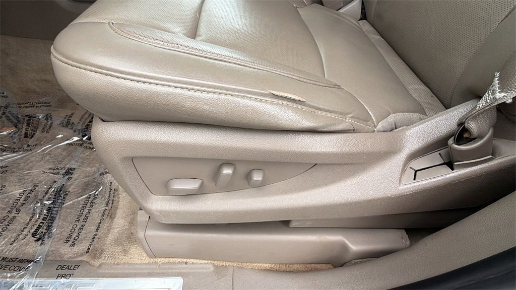 Used 2015 GMC Yukon XL SLT w/ Open Road Package image 18