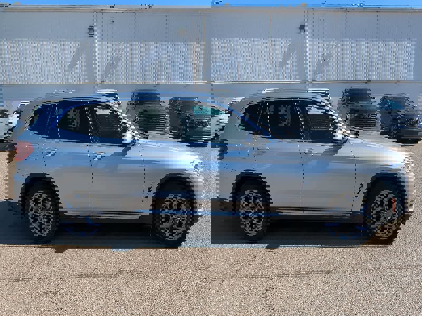 Used 2020 BMW X3 xDrive30i w/ Premium Package Essential image 15