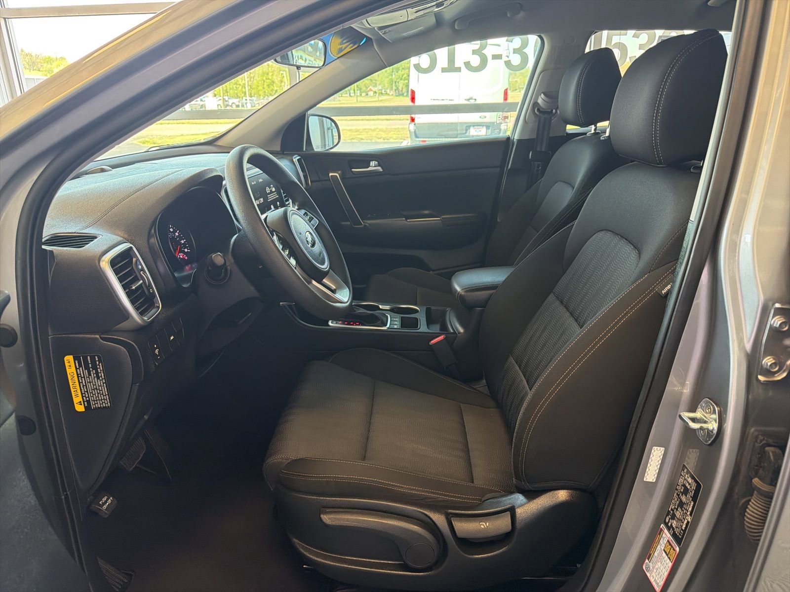 Used 2022 Kia Sportage LX AWD/4WD image 15