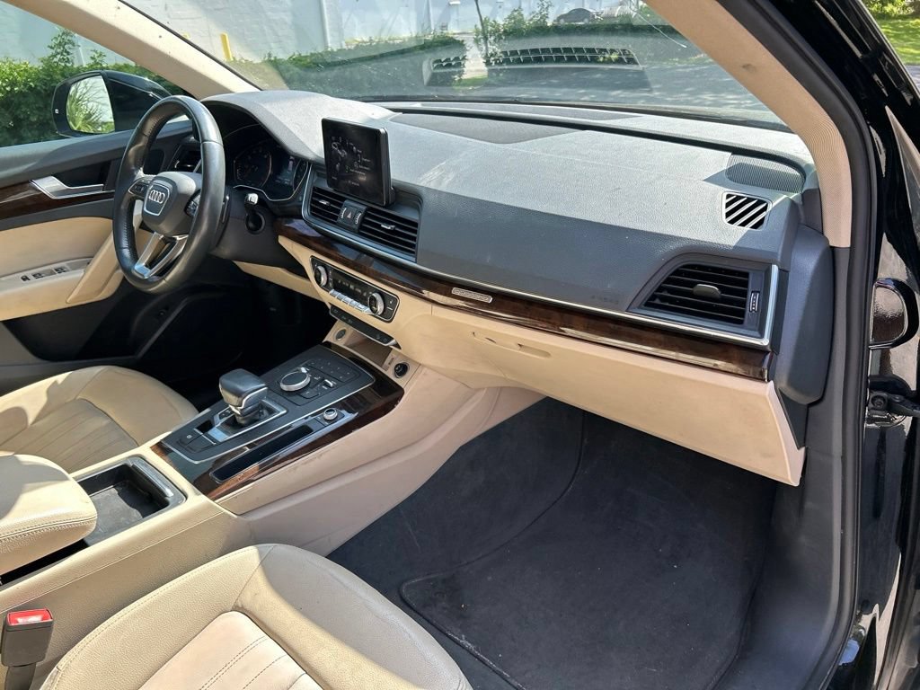 Used 2019 Audi Q5 2.0T Premium AWD/4WD image 40