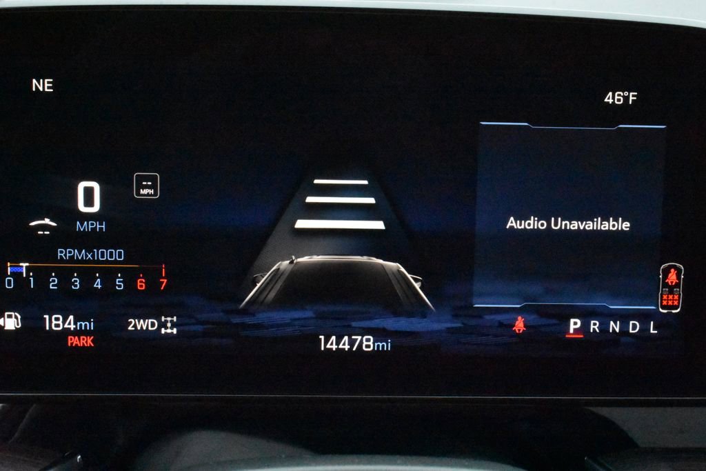 Certified 2025 Chevrolet Tahoe Z71 w/ Sun And Tow Package image 18