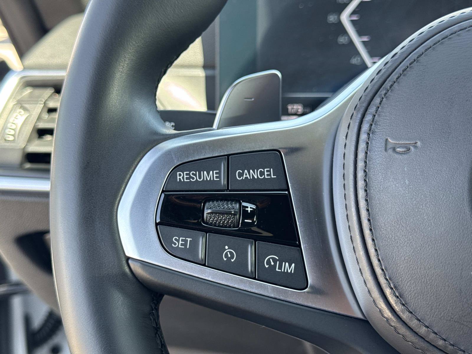 Certified 2024 BMW 430i Convertible w/ M Sport Package RWD image 17