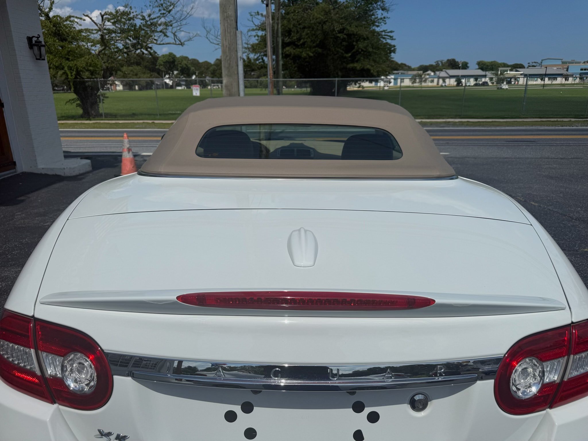 Used 2011 Jaguar XK Convertible RWD image 20