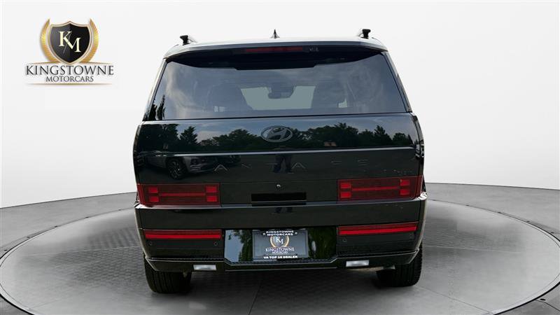 Used 2025 Hyundai Santa Fe Calligraphy FWD image 4