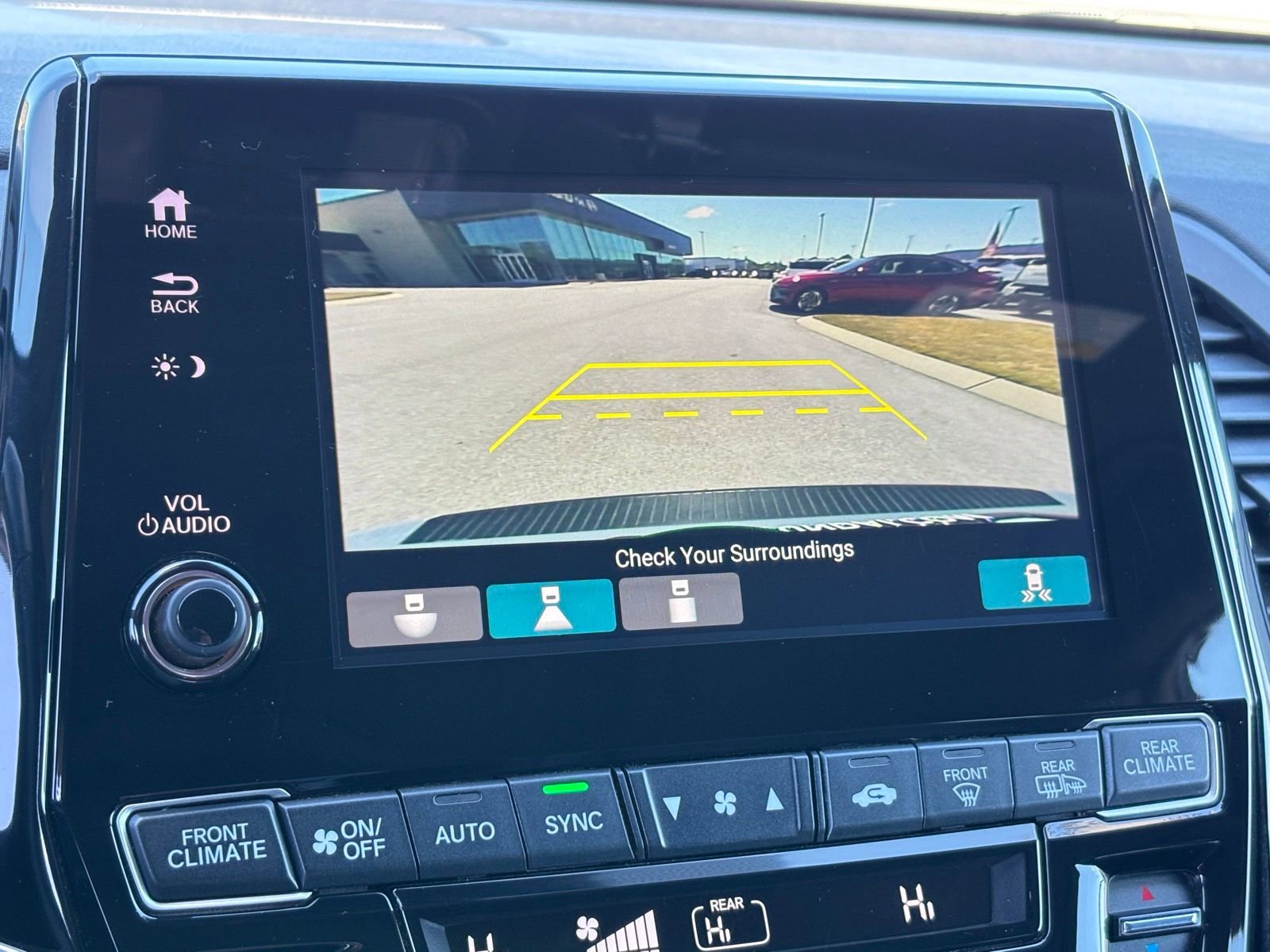 Used 2024 Honda Odyssey Sport image 6