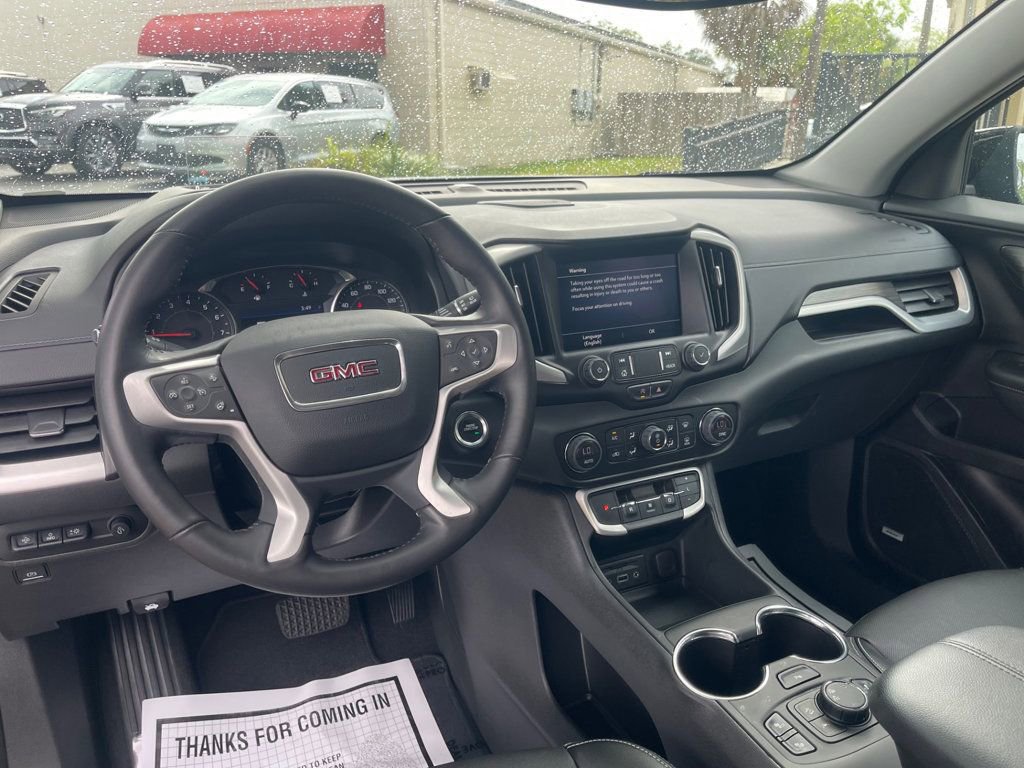 Used 2022 GMC Terrain SLT w/ Infotainment Package II image 13