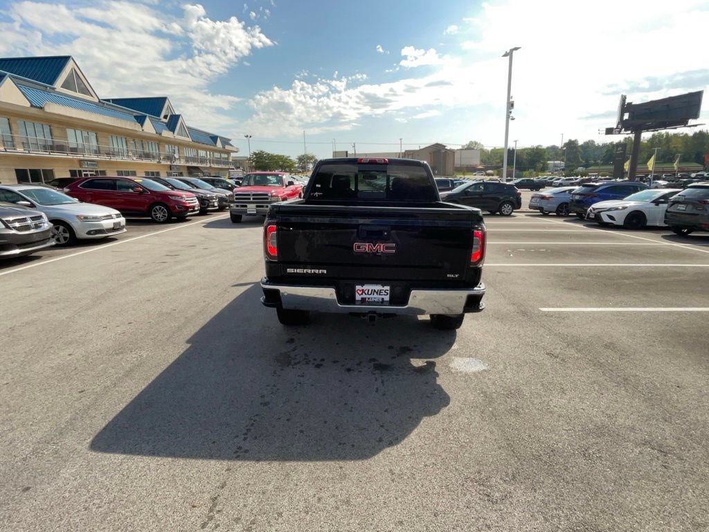 Used 2017 GMC Sierra 1500 SLT w/ SLT Premium Package AWD/4WD image 5
