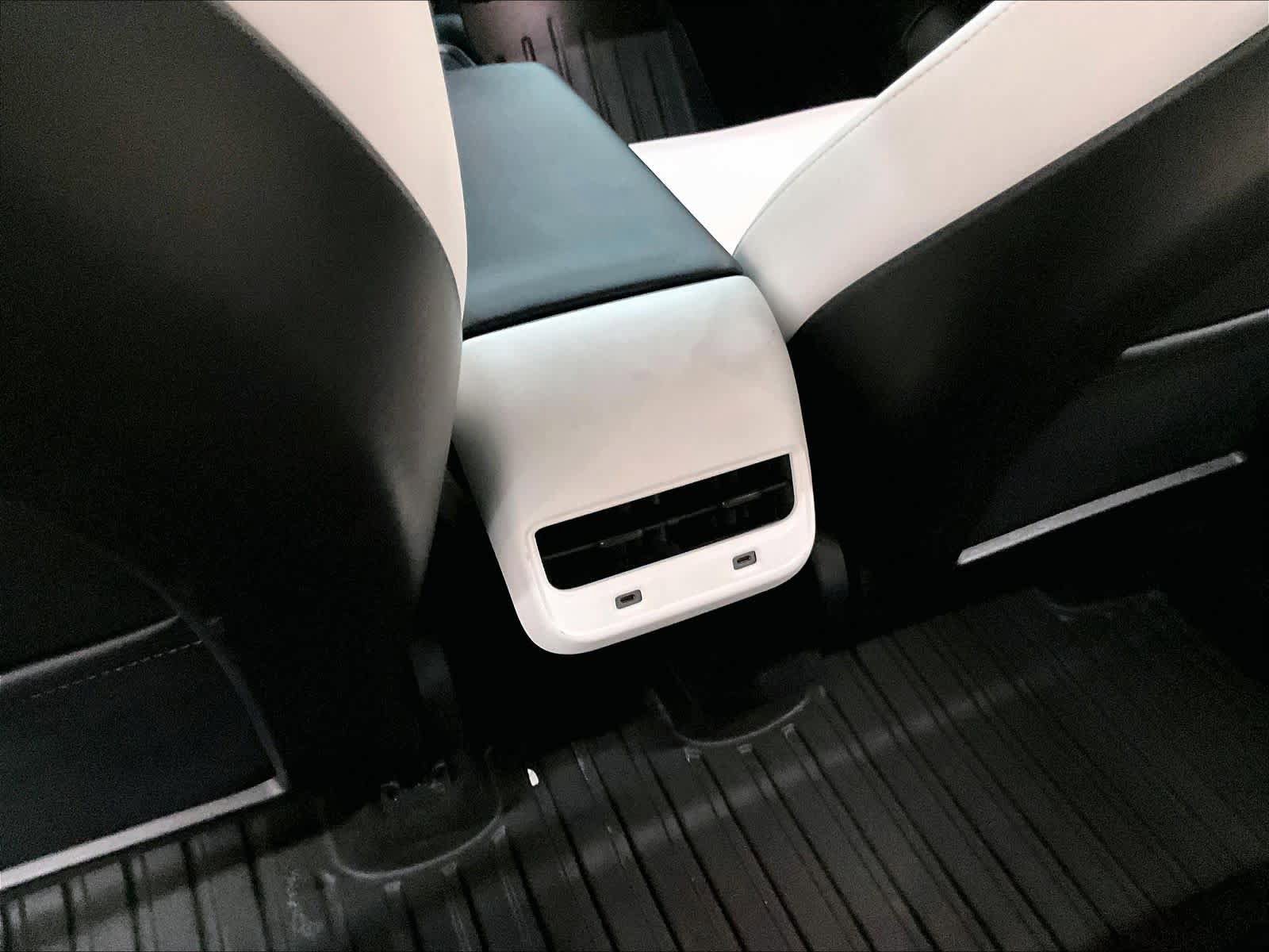 Used 2021 Tesla Model Y Performance AWD/4WD image 36