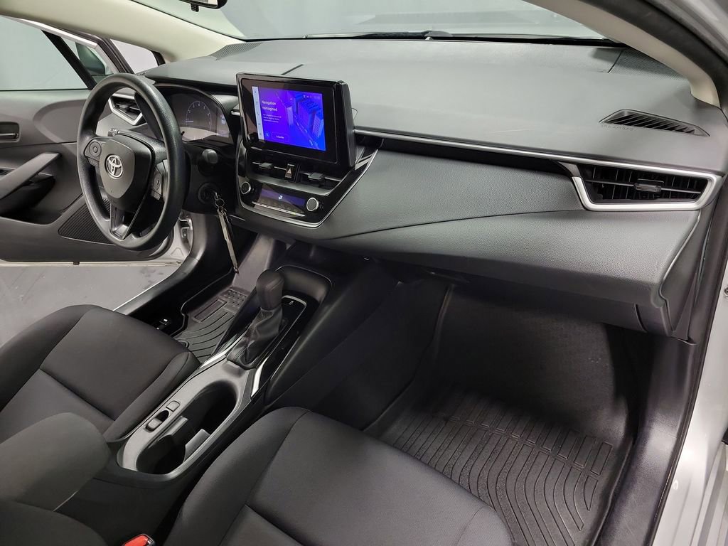 Used 2024 Toyota Corolla LE FWD image 22