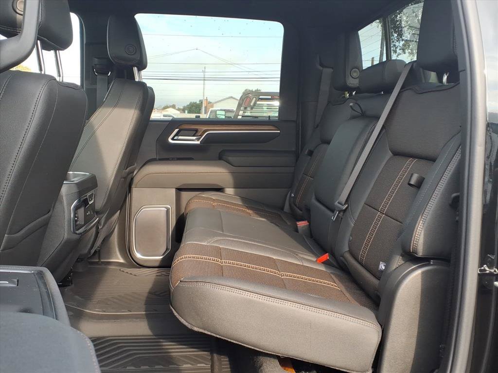 New 2026 Chevrolet Silverado 2500 High Country w/ Midnight Edition AWD/4WD image 18