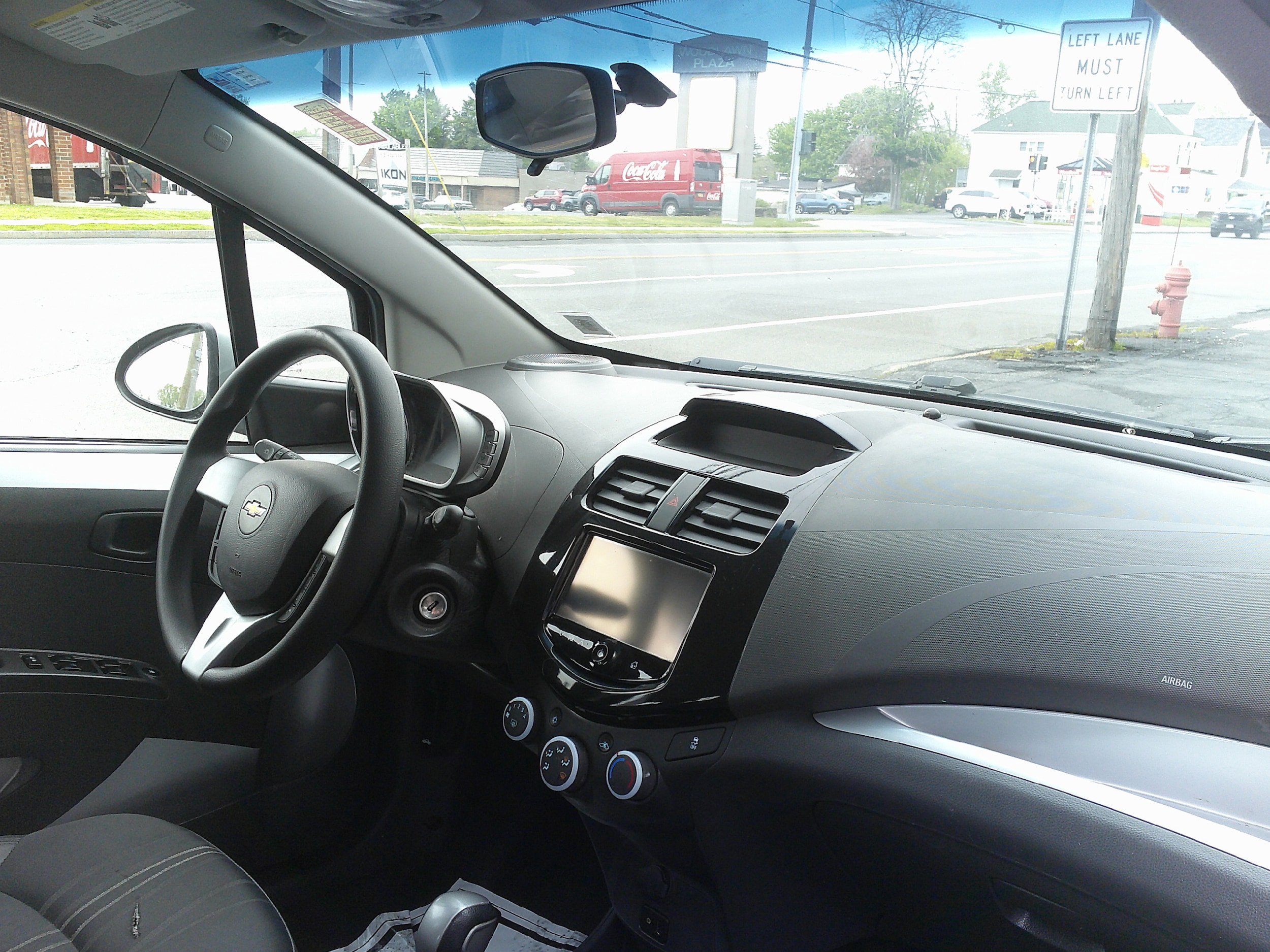Used 2015 Chevrolet Spark LT FWD image 18