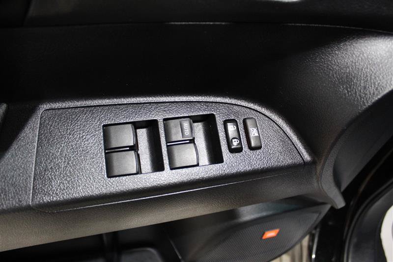 Used 2012 Toyota Highlander Limited w/ Tow Pkg AWD/4WD image 24