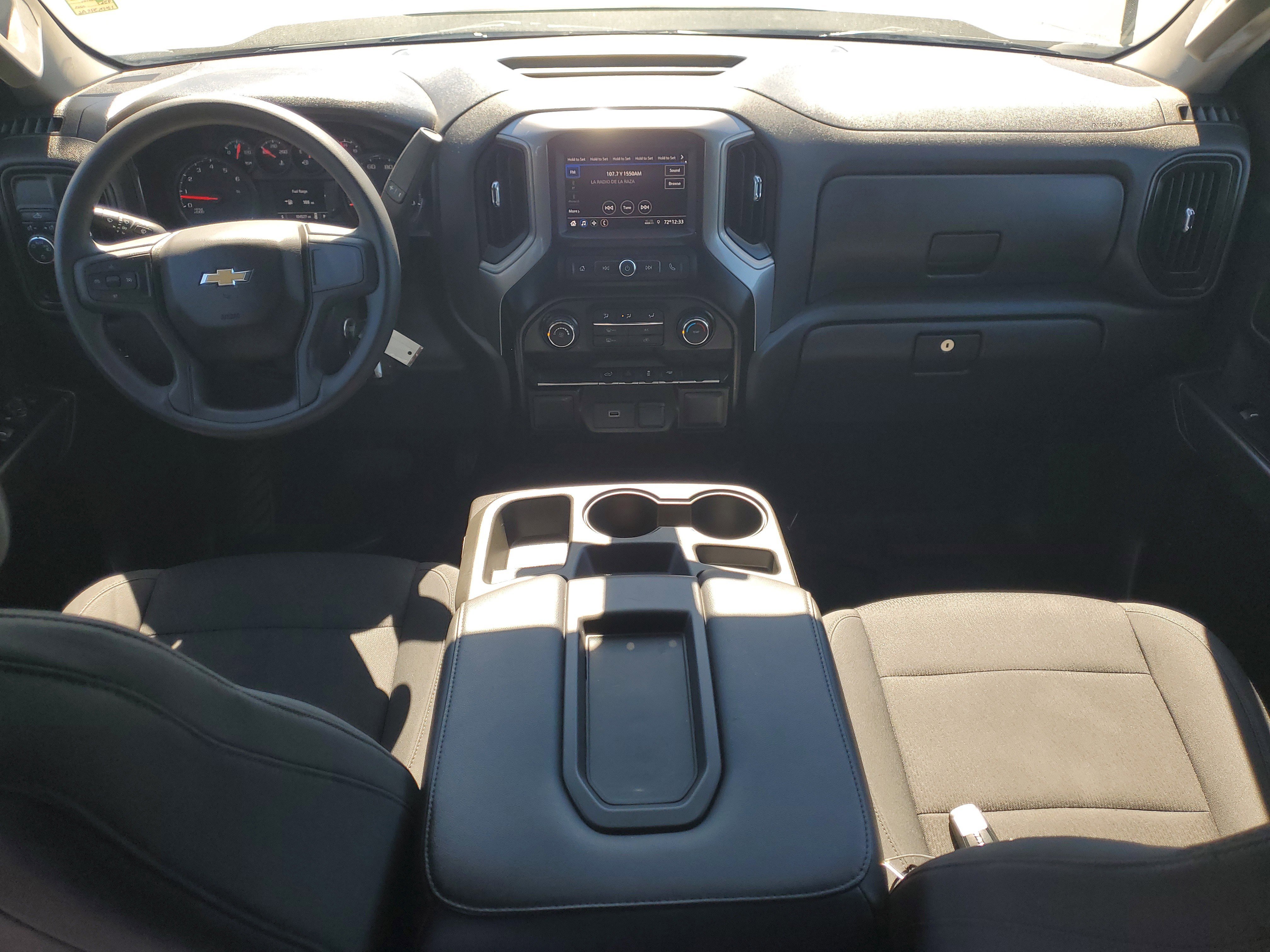 Used 2020 Chevrolet Silverado 1500 Custom w/ Custom Value Package image 14