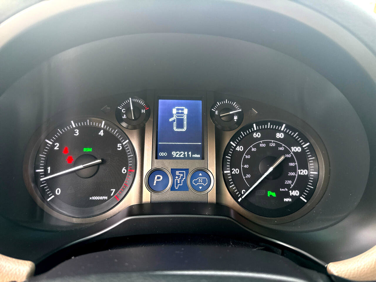 Used 2018 Lexus GX 460 Luxury w/ Preferred Accessory Package image 21