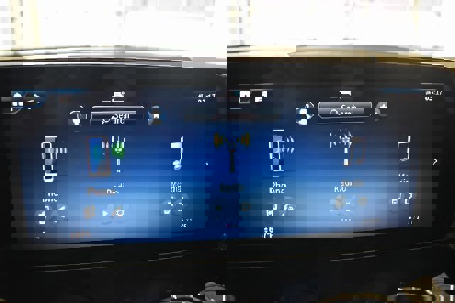 New 2025 Mercedes-Benz GLB 250 4MATIC image 8