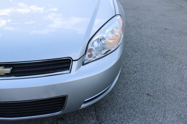 Used 2009 Chevrolet Impala LS FWD image 34
