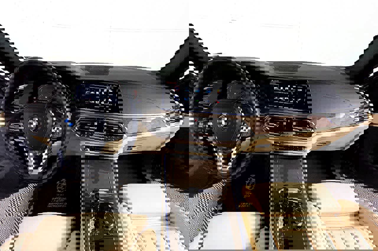 Used 2021 BMW X5 xDrive40i w/ Premium Package image 12