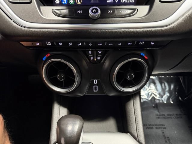 Used 2020 Chevrolet Blazer LT FWD image 36