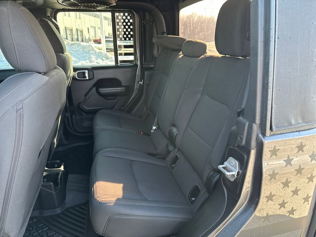 Used 2022 Jeep Gladiator Sport image 34