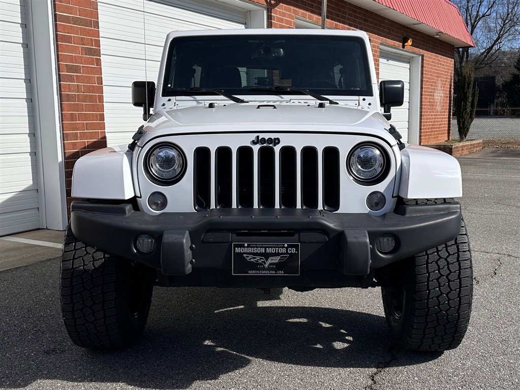 Used 2017 Jeep Wrangler Unlimited Sahara image 9