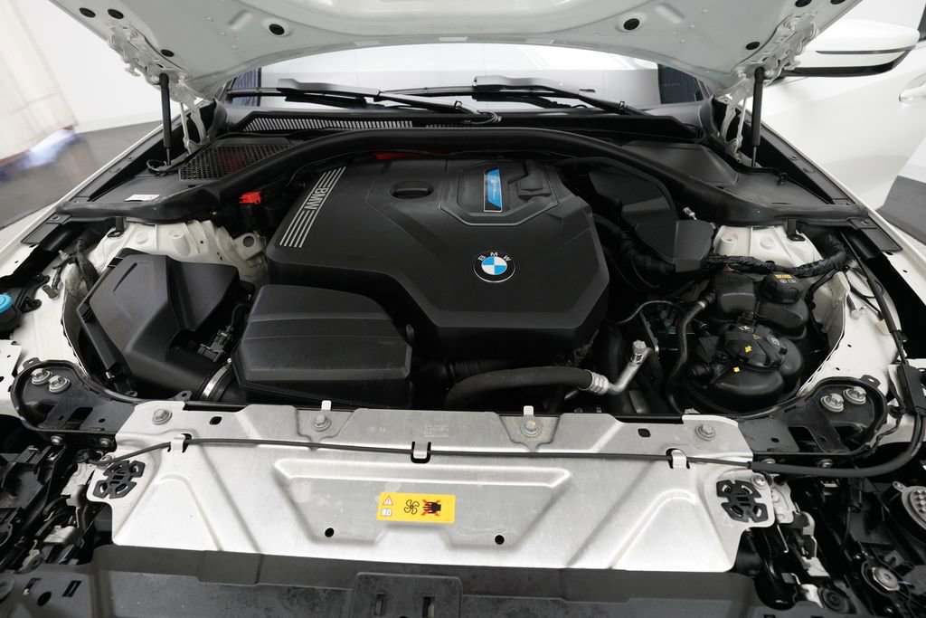 Used 2021 BMW 330e xDrive w/ Convenience Package image 3