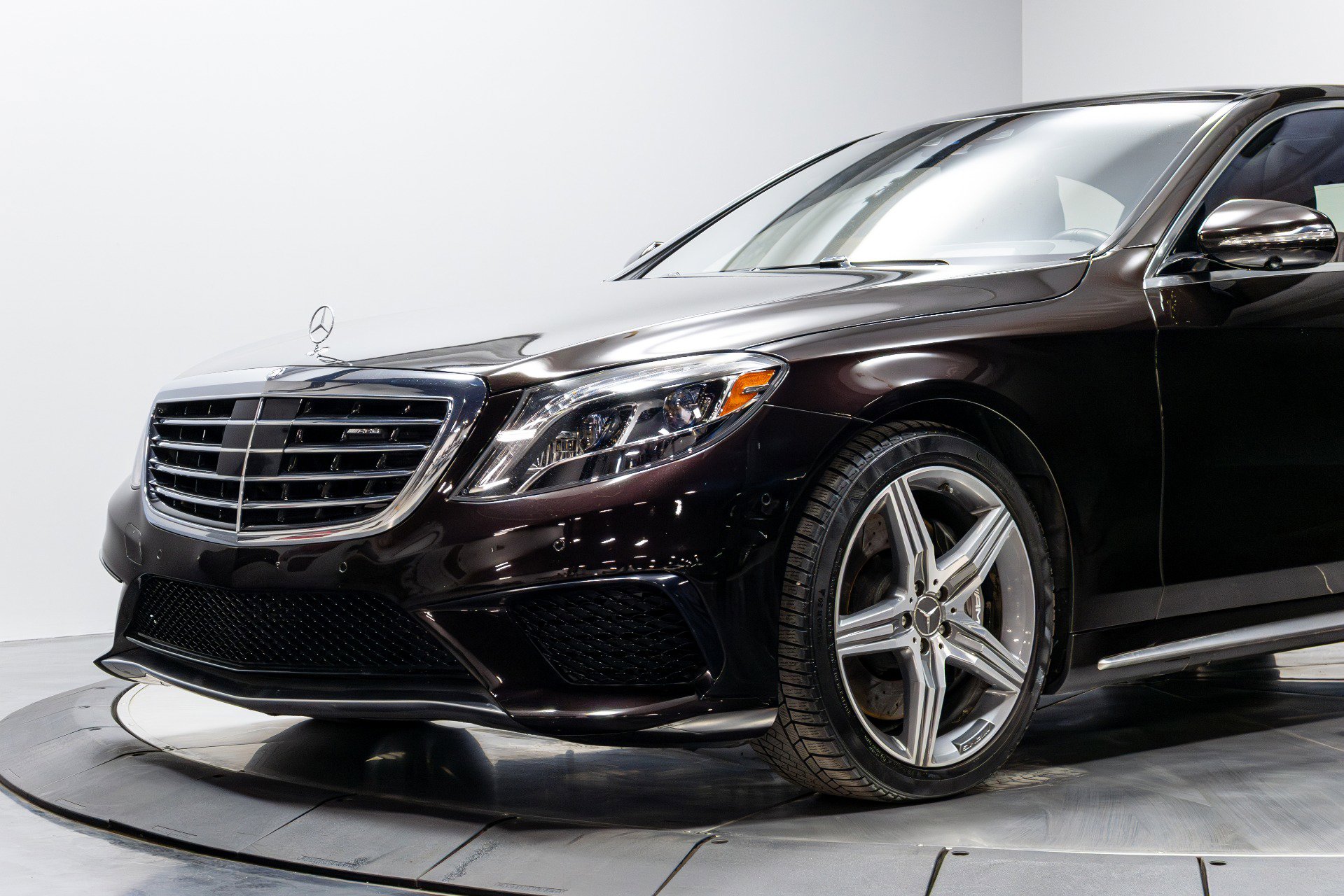 Used 2017 Mercedes-Benz S 63 AMG 4MATIC Sedan image 4
