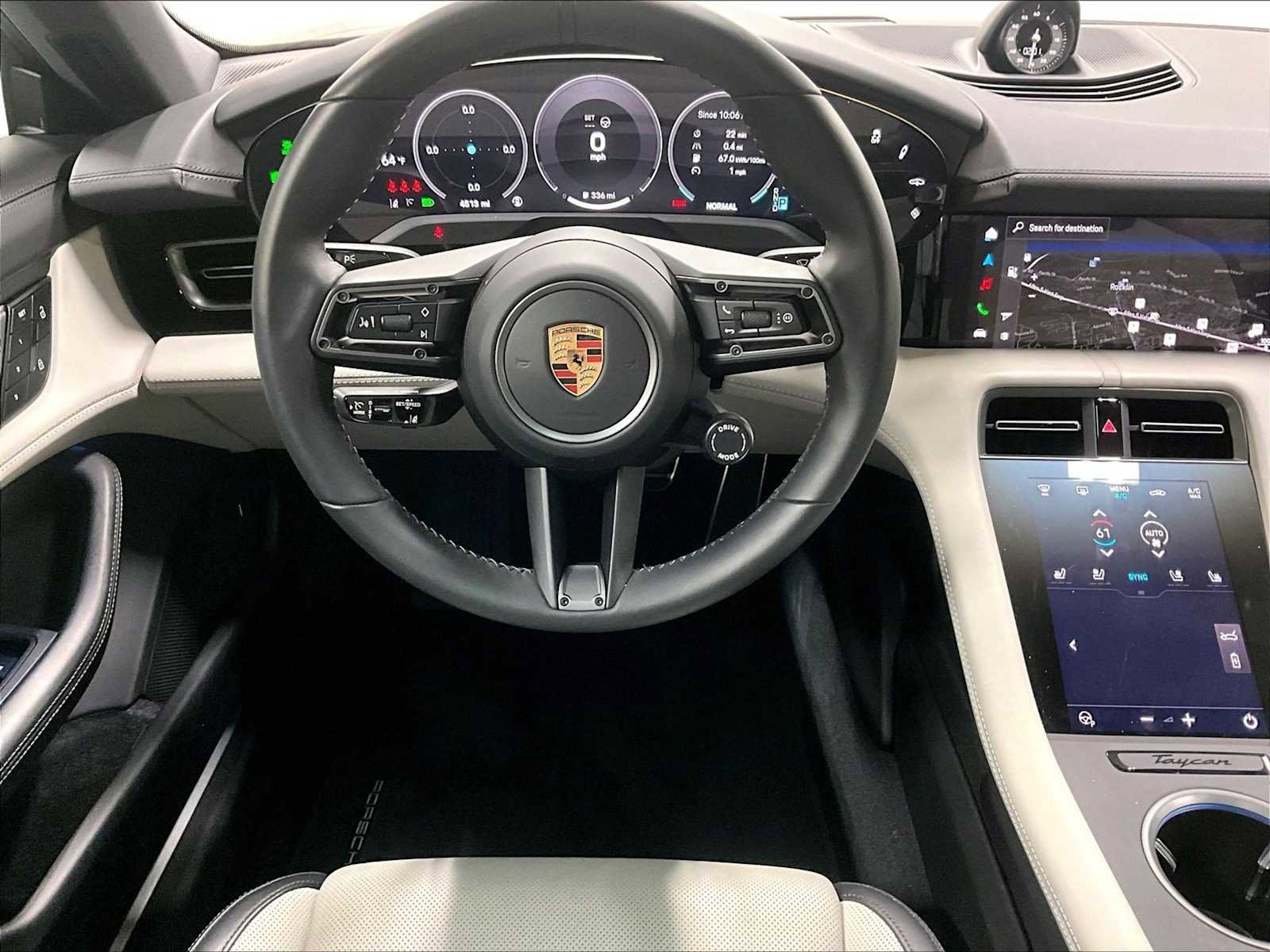 Used 2025 Porsche Taycan image 16