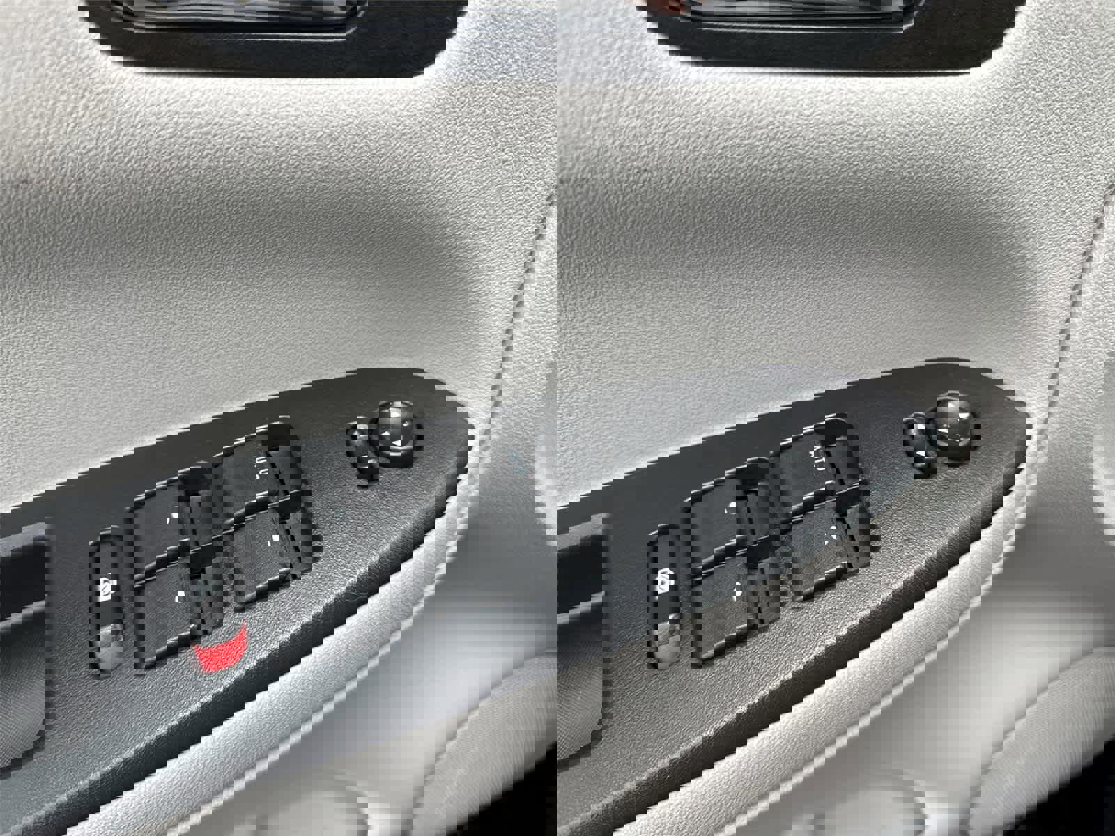 Used 2012 Chevrolet Impala LTZ FWD image 22