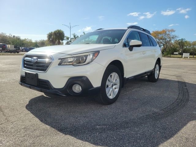 Used 2019 Subaru Outback 2.5i Premium AWD/4WD image 2