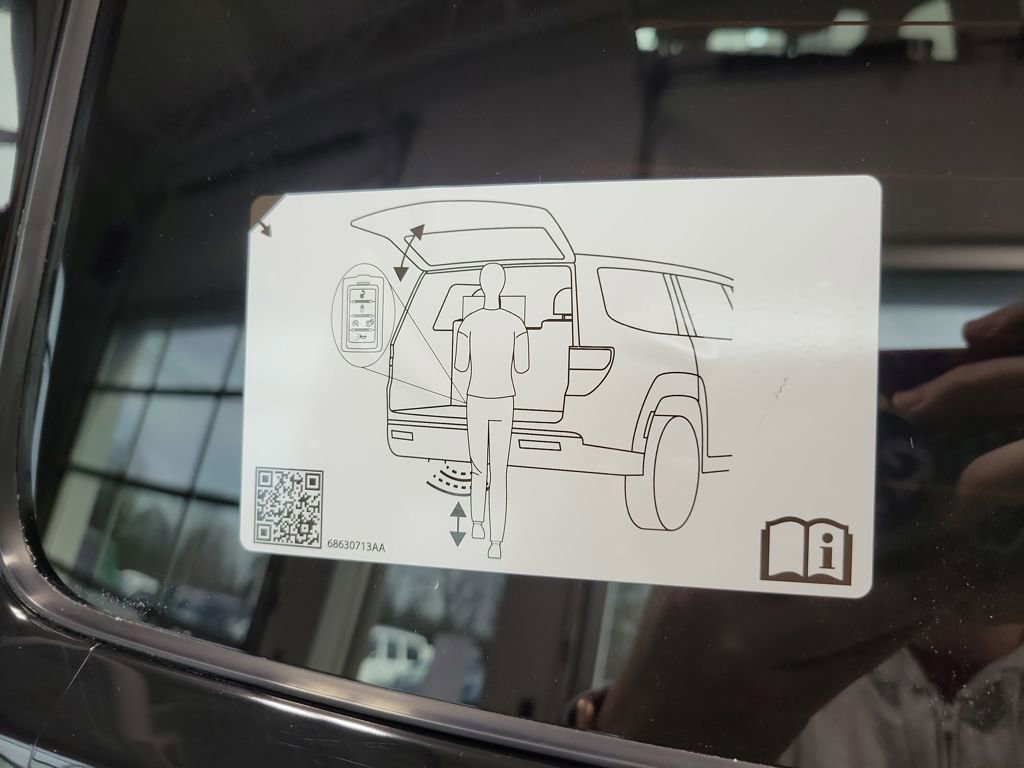 New 2026 Jeep Grand Wagoneer 4WD image 7