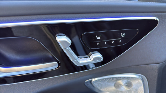 Used 2023 Mercedes-Benz C 300 Sedan image 15