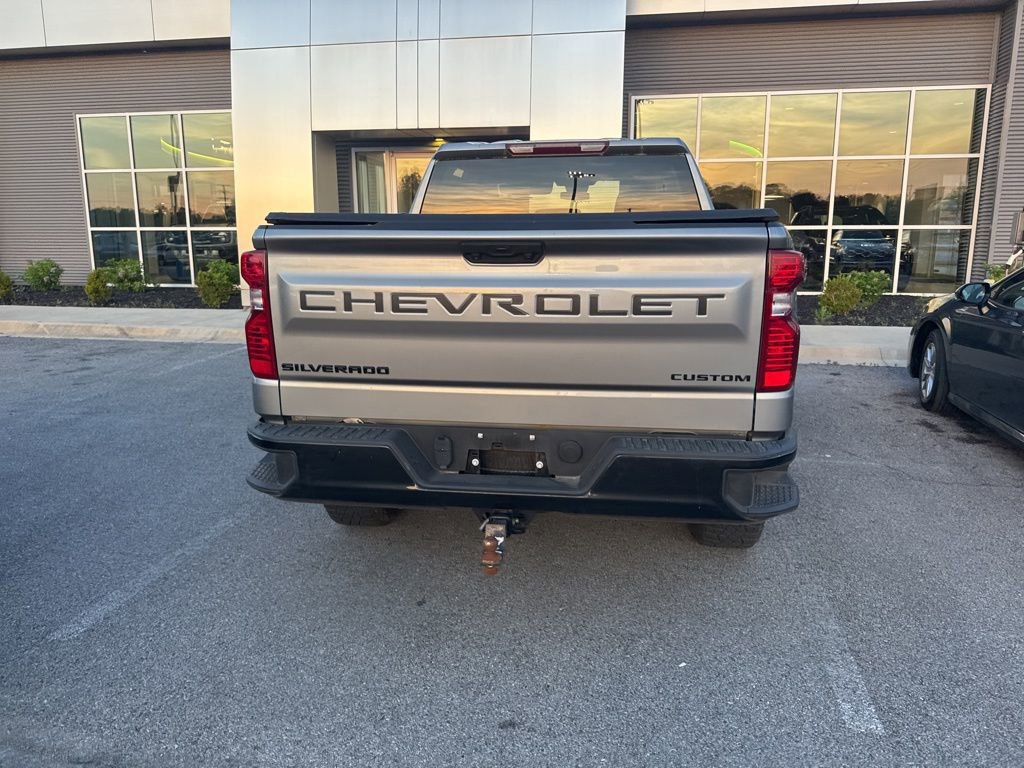 Used 2024 Chevrolet Silverado 1500 Custom Trail Boss w/ LPO, Dark Essentials Package image 8