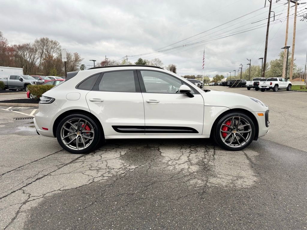 Used 2024 Porsche Macan GTS AWD/4WD image 8