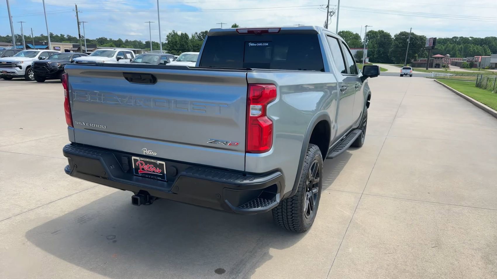 Used 2024 Chevrolet Silverado 1500 ZR2 w/ Technology Package AWD/4WD image 8