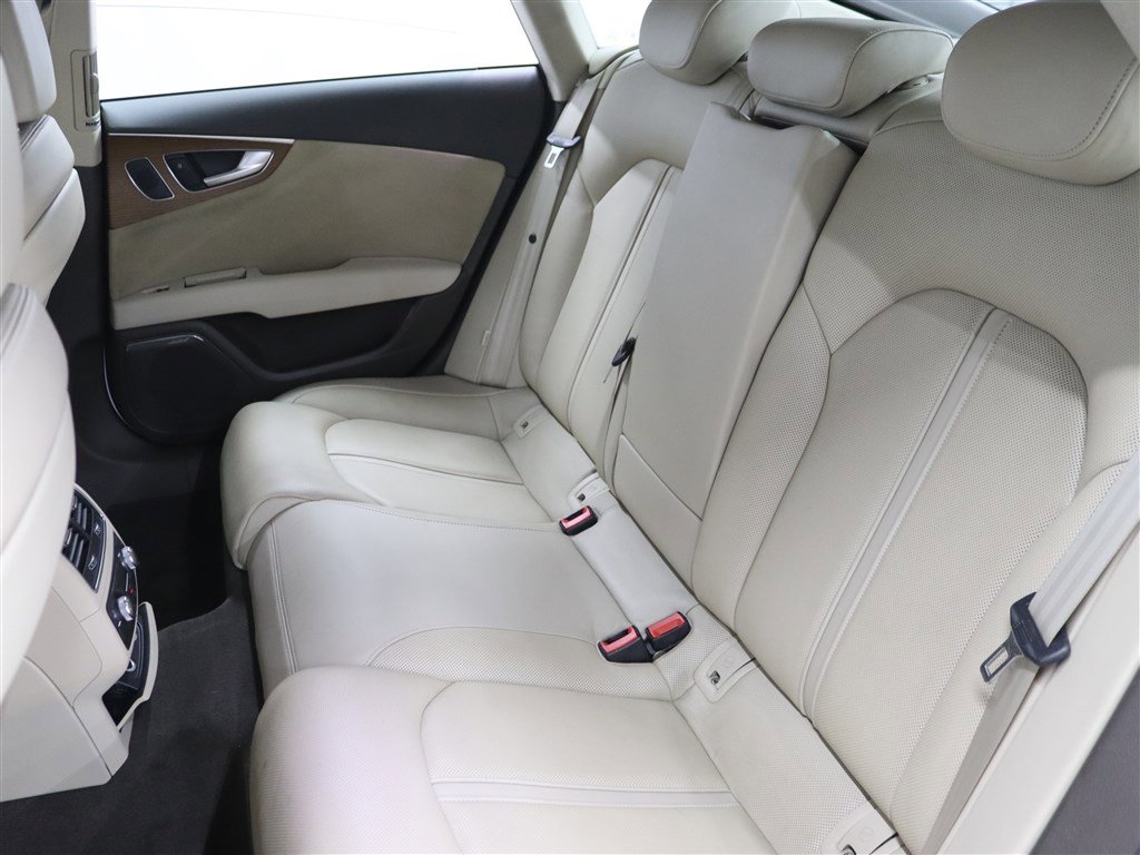 Used 2016 Audi A7 3.0T Prestige w/ Comfort Seating Package image 12
