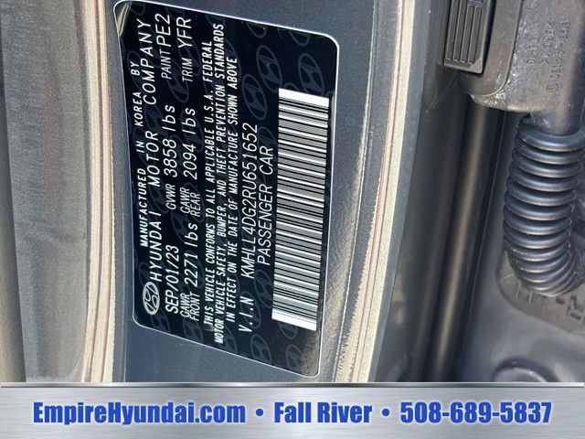 Used 2024 Hyundai Elantra SE FWD image 32