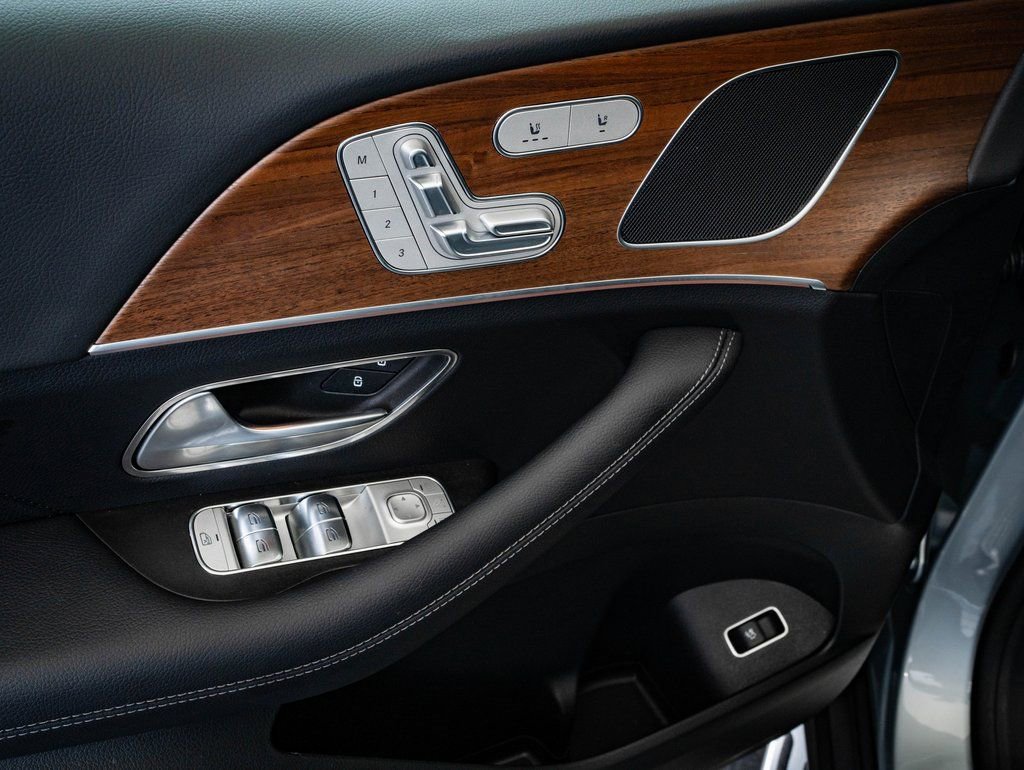 Certified 2025 Mercedes-Benz GLE 350 4MATIC image 26