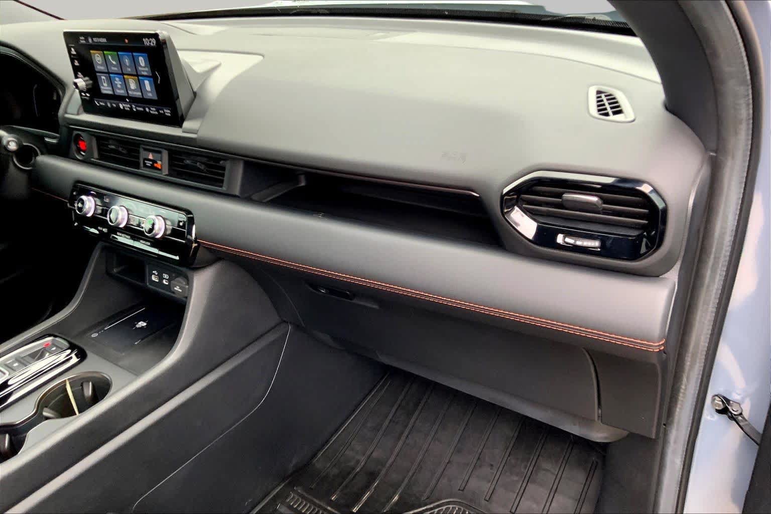 Used 2024 Honda Pilot TrailSport image 19