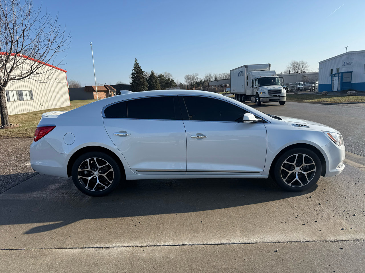Used 2016 Buick LaCrosse Sport Touring w/ Experience Buick Package image 4